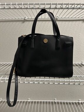 Tory Burch Robinson Black Pebbled Leather Satchel Gold Hardware &Crossbody Strap